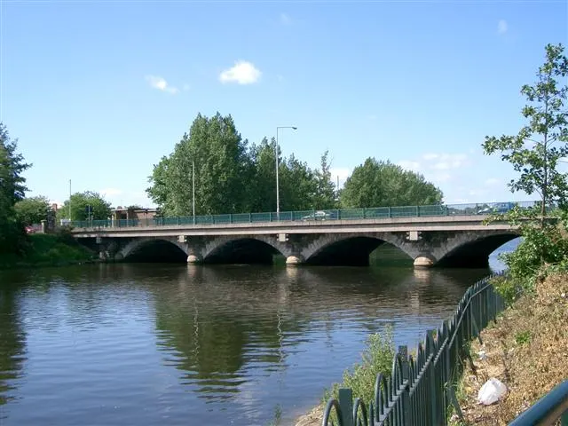 Ormeau Bridge, the local landmark of BT7