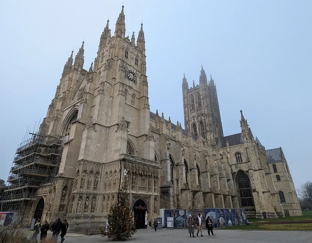 Canterbury Cathedral, the local landmark of CT1