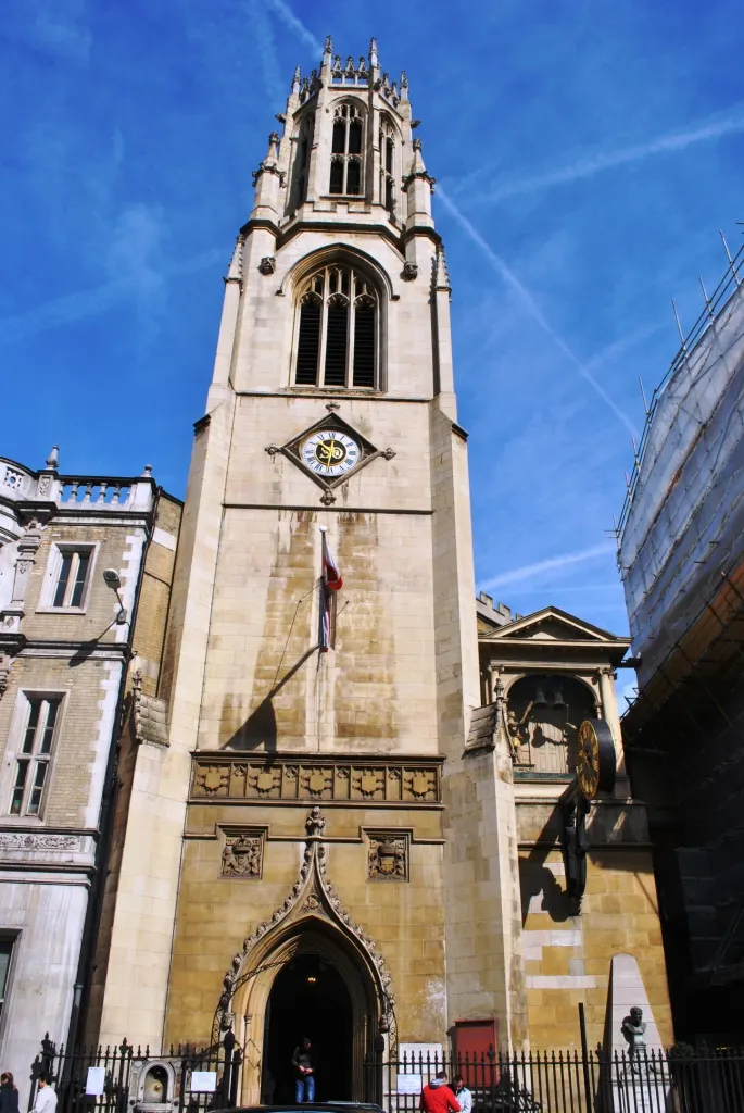 St Dunstan-in-the-West, the local landmark of EC4A