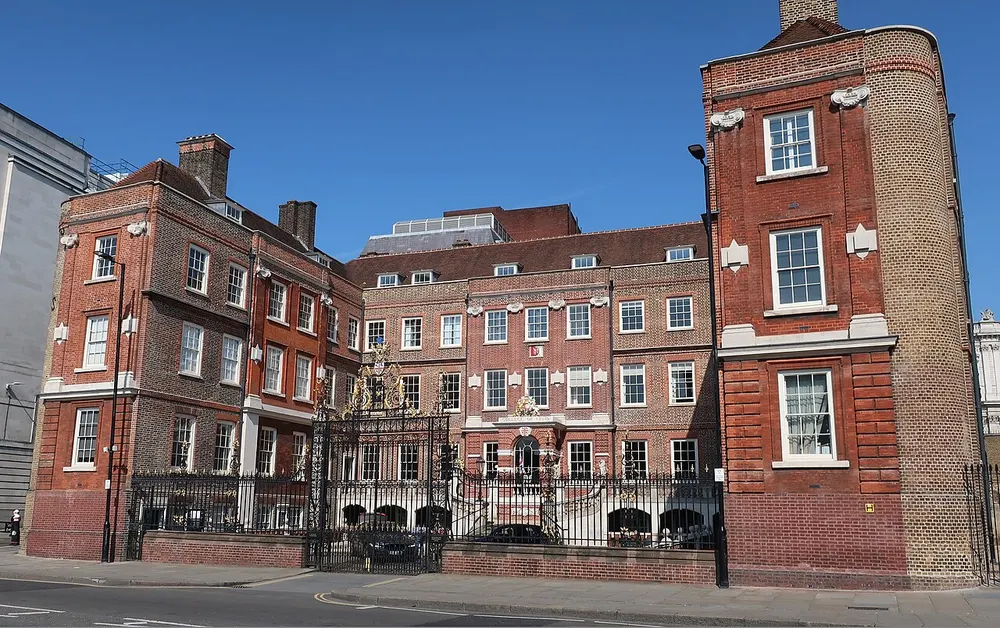 College of Arms, the local landmark of EC4V
