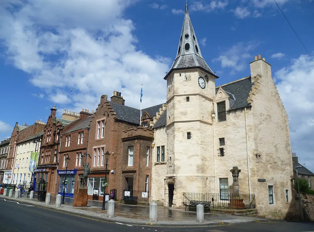 Dunbar Town House, the local landmark of EH42