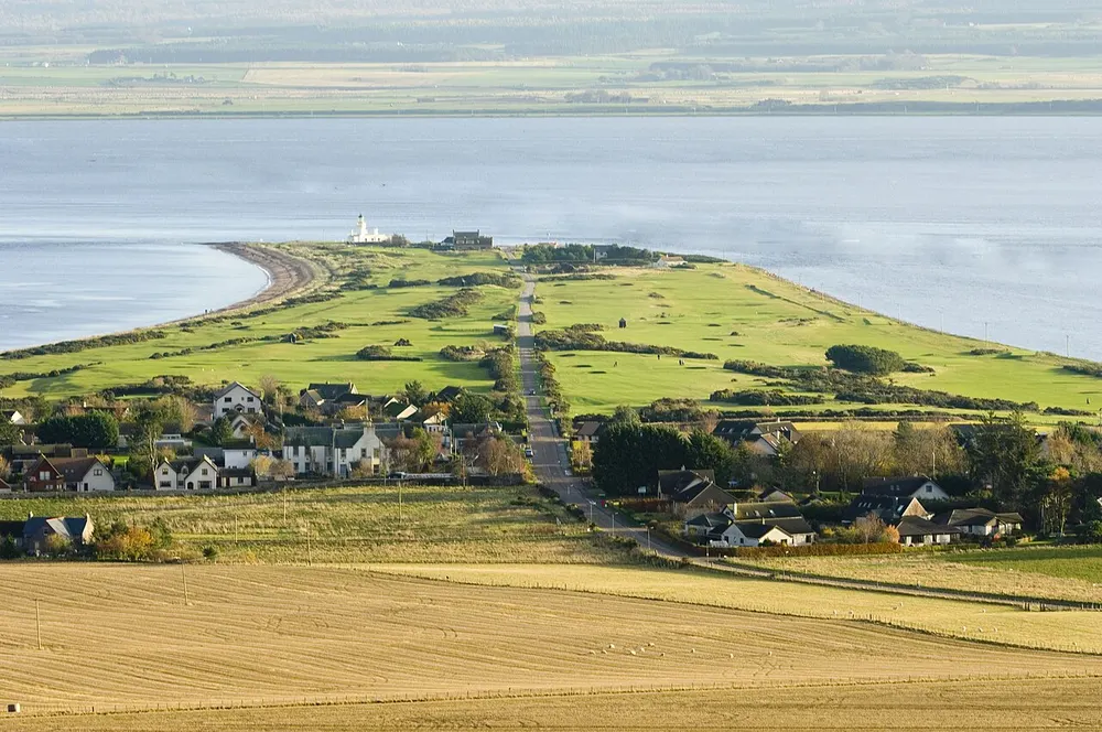 Chanonry Point, the local landmark of IV10