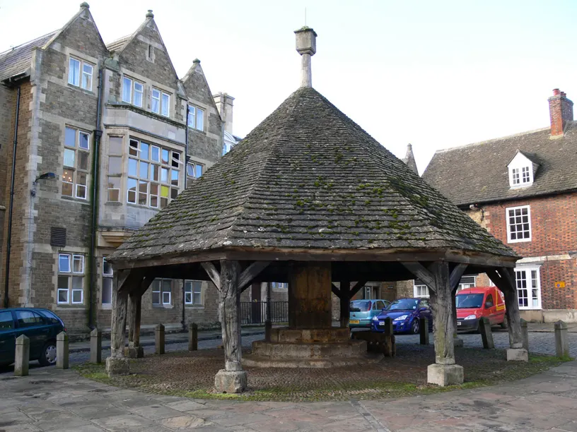 Oakham Market Cross, the local landmark of LE15
