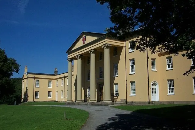 The Lawn, Lincoln, the local landmark of LN1