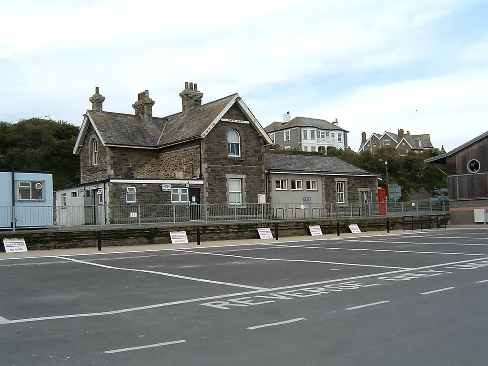 Padstow railway station (England), the local landmark of PL28